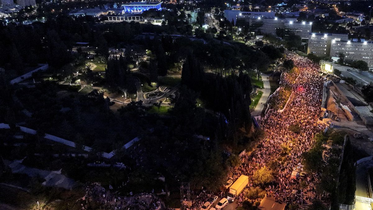 Přes 200 tisíc lidí demonstruje v Izraeli proti soudní reformě